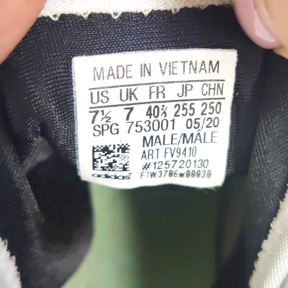 Adidas football cleats men size 7.5 black white and silver color - Picture 5 of 5